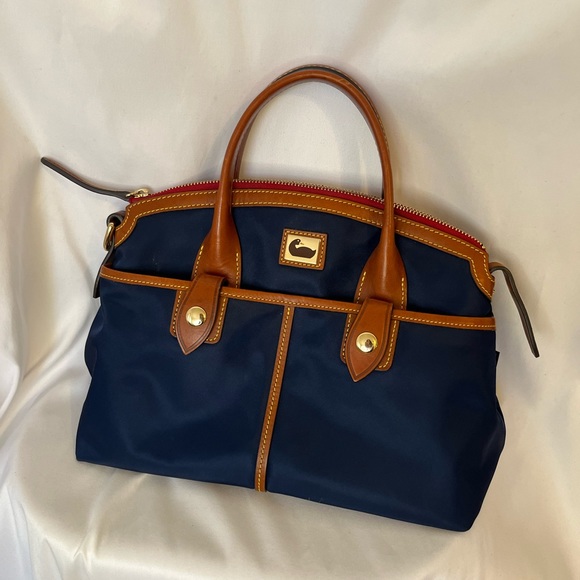 Dooney & Bourke Handbags - Dooney & Bourke navy blue bag